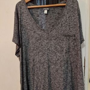 Ava&Viv Top*3/$15*